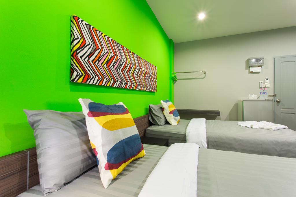 Krabi Inn & Omm Extérieur photo